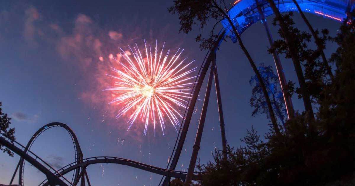 Fireworks Show Highlights Dollywood's New Year's Eve Celebration