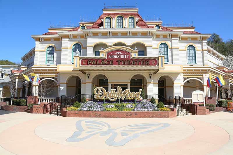 Dollywood showstreet palace theater