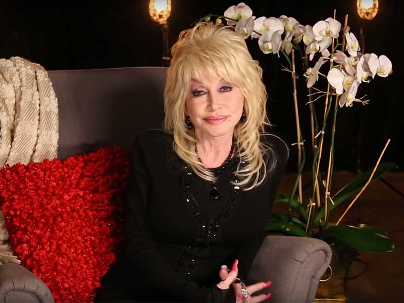 Dolly Parton shares Christmas story in Billboard Video Exclusive