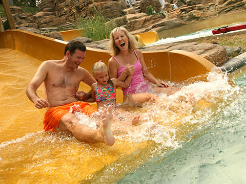 Dollywood’s Splash Country Opening May 14, 2016