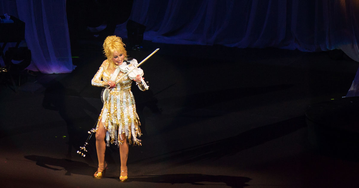 Dolly Parton Pure and Simple Tour 2016