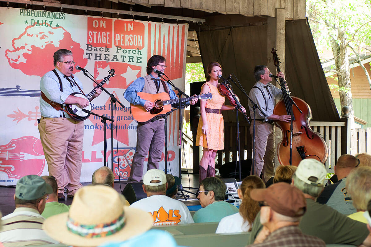 Dollywood’s "Year Of The Family" Continues With More Family Fun