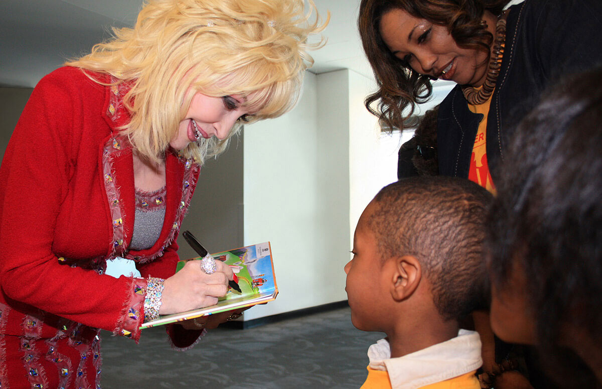 Dolly Parton Donates Books To Hurricane Relief Efforts