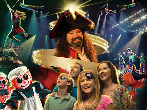 Christmas Arrives At Pirates Voyage In Myrtle Beach