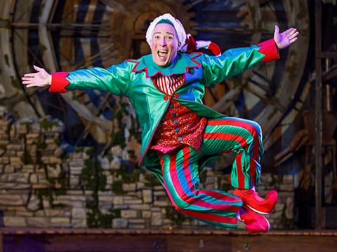New Christmas Show At Dolly Parton’s Smoky Mountain Adventures