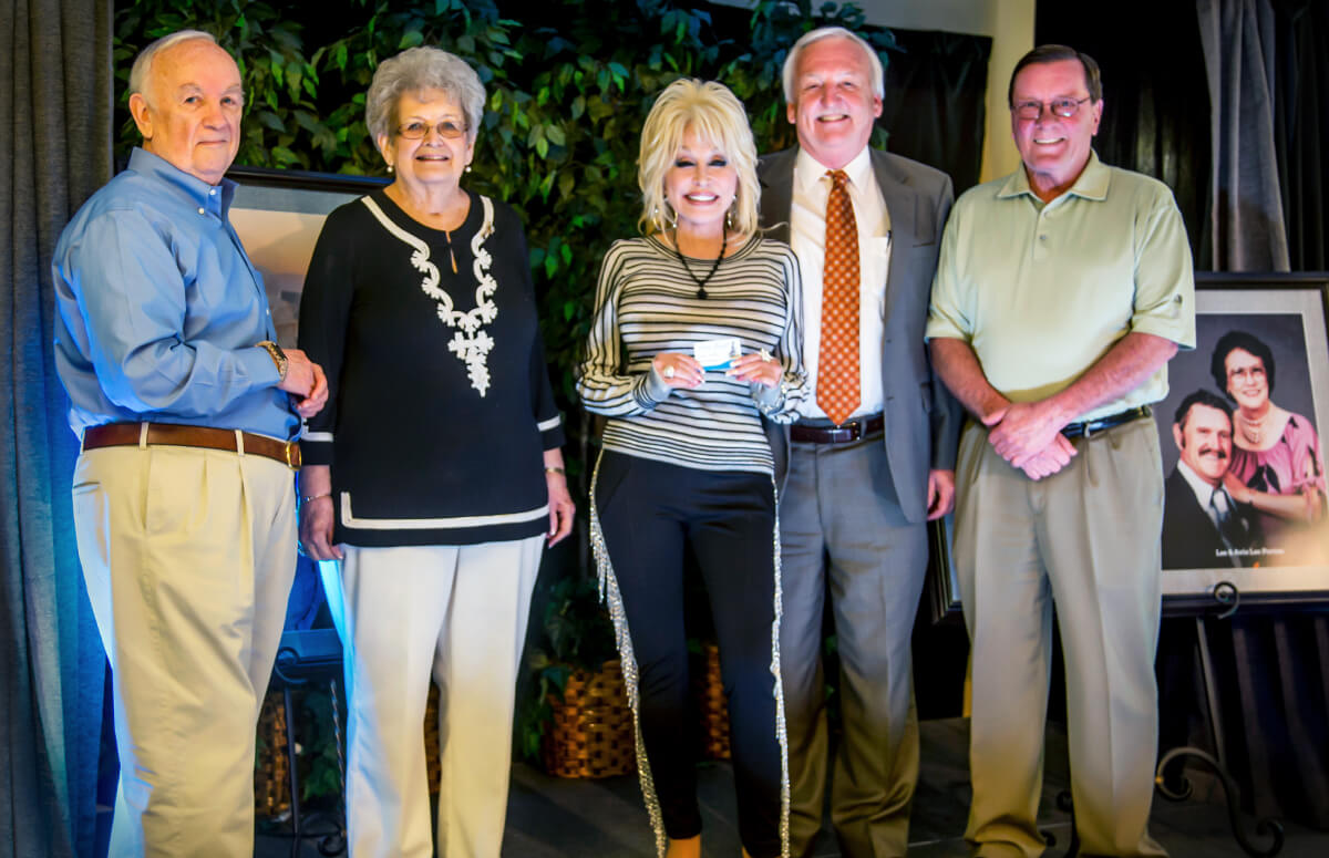 Dolly Parton dedicates My People Senior Activity Center