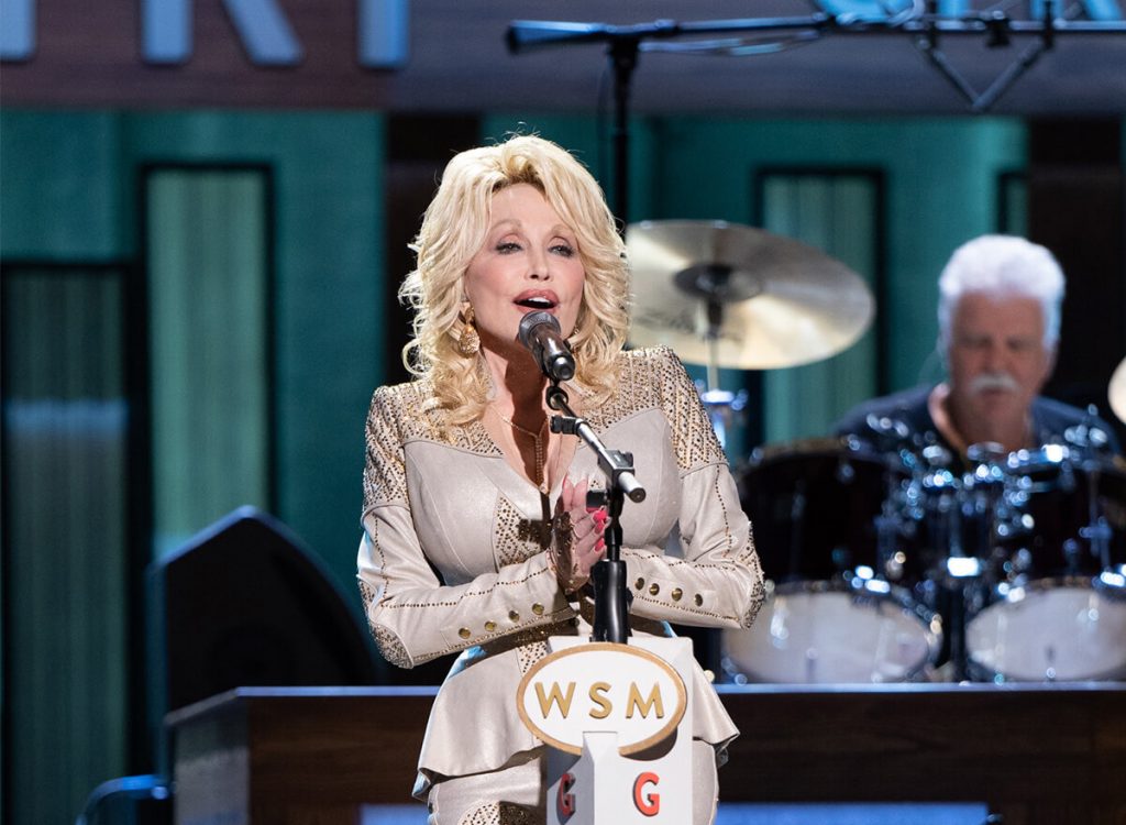 Celebrating Dolly Parton’s 50th Anniversary As A Grand Ole Opry Member(01)