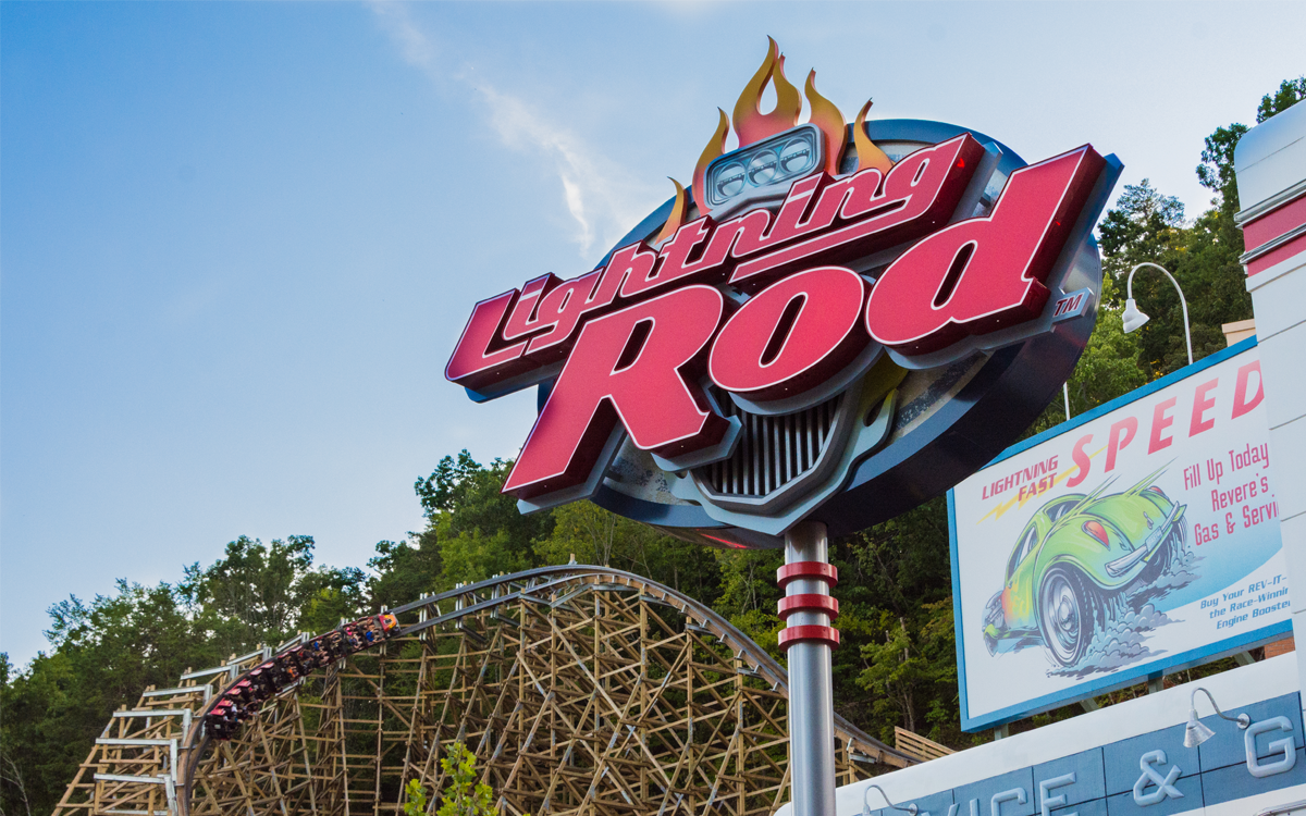 Dollywood's Lighting Rod Earns "Wooden Coaster of the Decade Award"