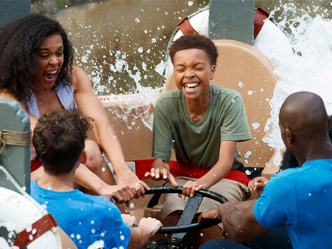 Dollywood Announces Everyday Heroes Appreciation Days For A Limited Time