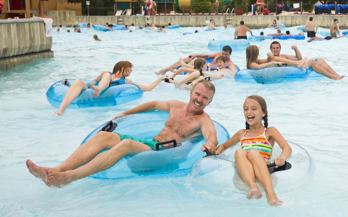 Dollywood’s Splash Country hosts a unique Hiring Event on May 13 with on-site interviews and stay-and-play water park fun.