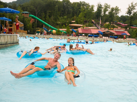 Dollywood’s Splash Country Opens May 13