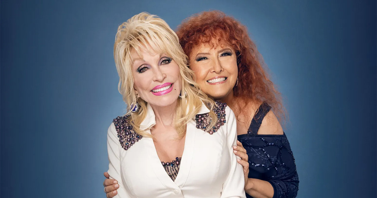Dolly Parton Joins Melissa Manchester in a Duet of Her Classic Hit Song, “Midnight Blue”